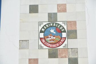 マリナレーダの村の紋章