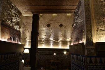 dentro Bar Giralda a Siviglia che era un Hammam