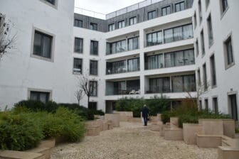 the building of Airbnb in Lisbon