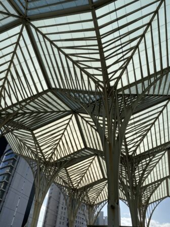 Oroente station in Lisbon where the trains to Oporto leave