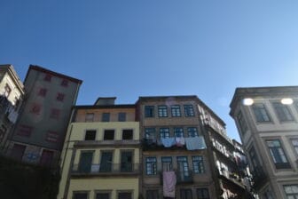 blue sky in Oporto in the morning before the tuk-tuk tour