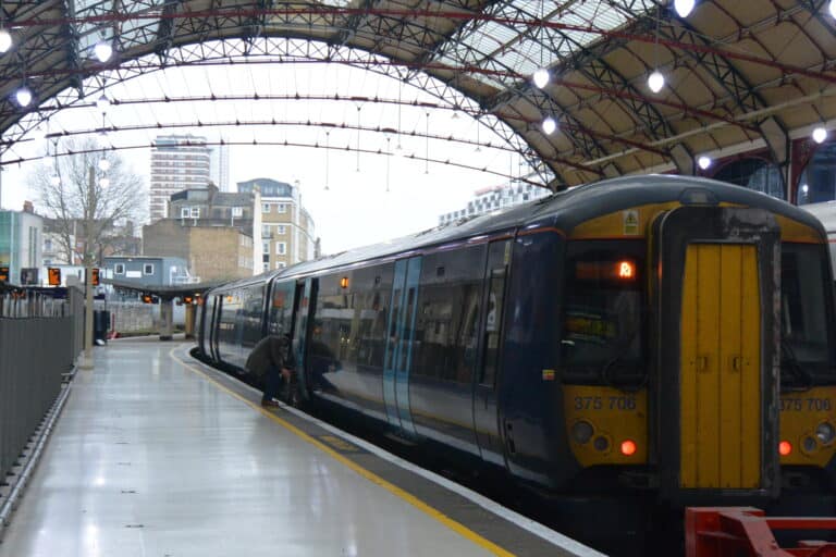 London Victoria (2)
