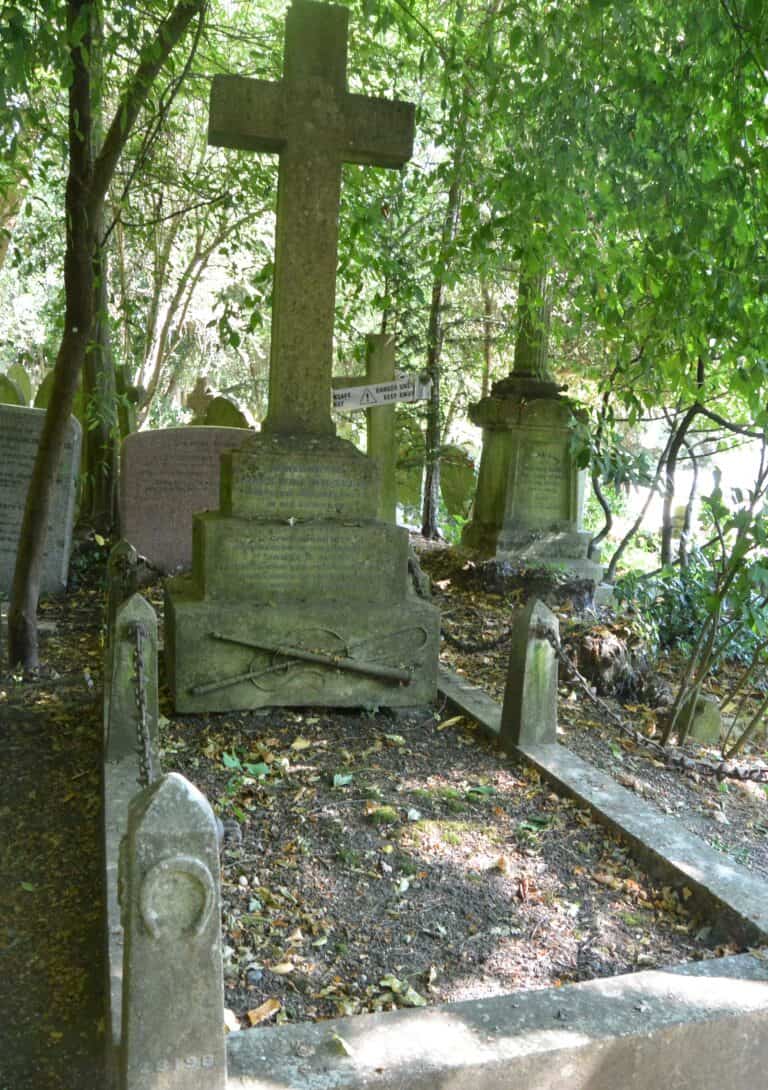 HIghgate Cemetery (19)