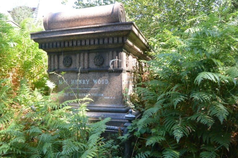 HIghgate Cemetery (39)