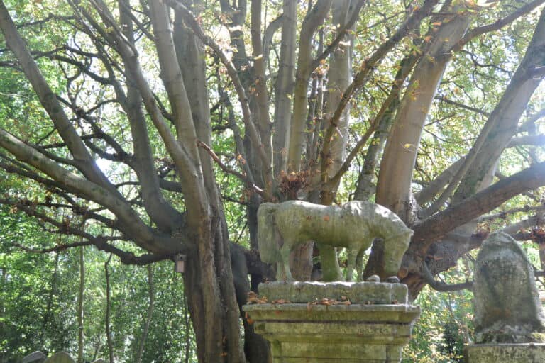 HIghgate Cemetery (49)