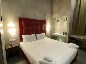 シチリア行の為に前泊したミラノのSpice Hotel の部屋