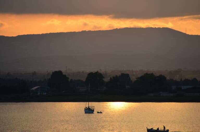 The walking tour and sunset