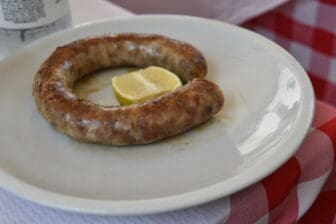 Salsiccia al ristorante a Ragusa