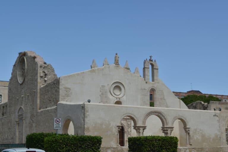 Abbiamo visitato le catacombe di Siracusa