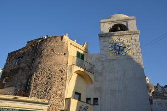 タクシー観光で最後に行った南イタリア、カプリ島のラ・ピアツェッタ
