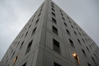 ドイツ、シュトゥットガルトの市立図書館の外観