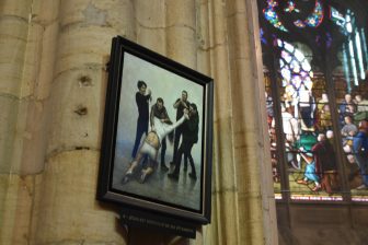 フランス、リヨンにあるサン・ニジエ教会内にある現代絵画