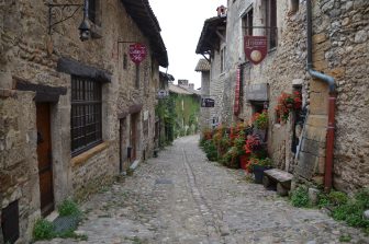 Francia, Pérouges