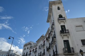 a large white house in Tétouan in Morocco