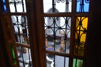 混沌とした町のはずが・・