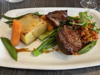 スコットランドのメルローズにあるレストラン、Townhouseのラム料理